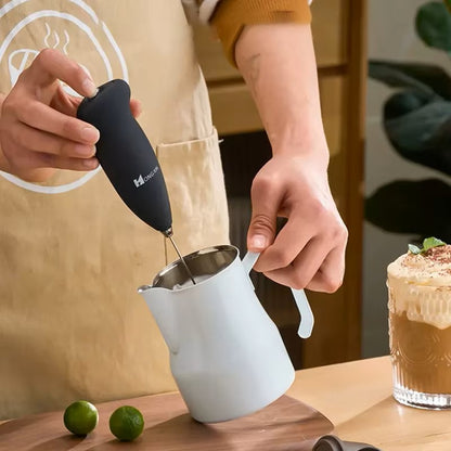 Mini Espumador de Leite Elétrico e Batedor de Café Sem Fios – Batedor Portátil a Pilhas para Lattes, Cappuccinos e Café Keto