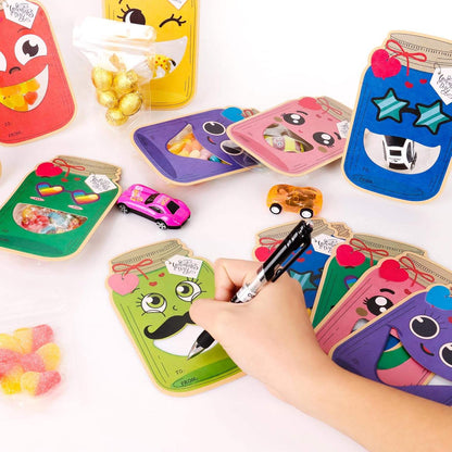 Conjunto de oferta para troca em sala de aula para crianças – Saquinhos de guloseimas DIY com cartões de personagens divertidos para meninos, meninas e crianças pequenas