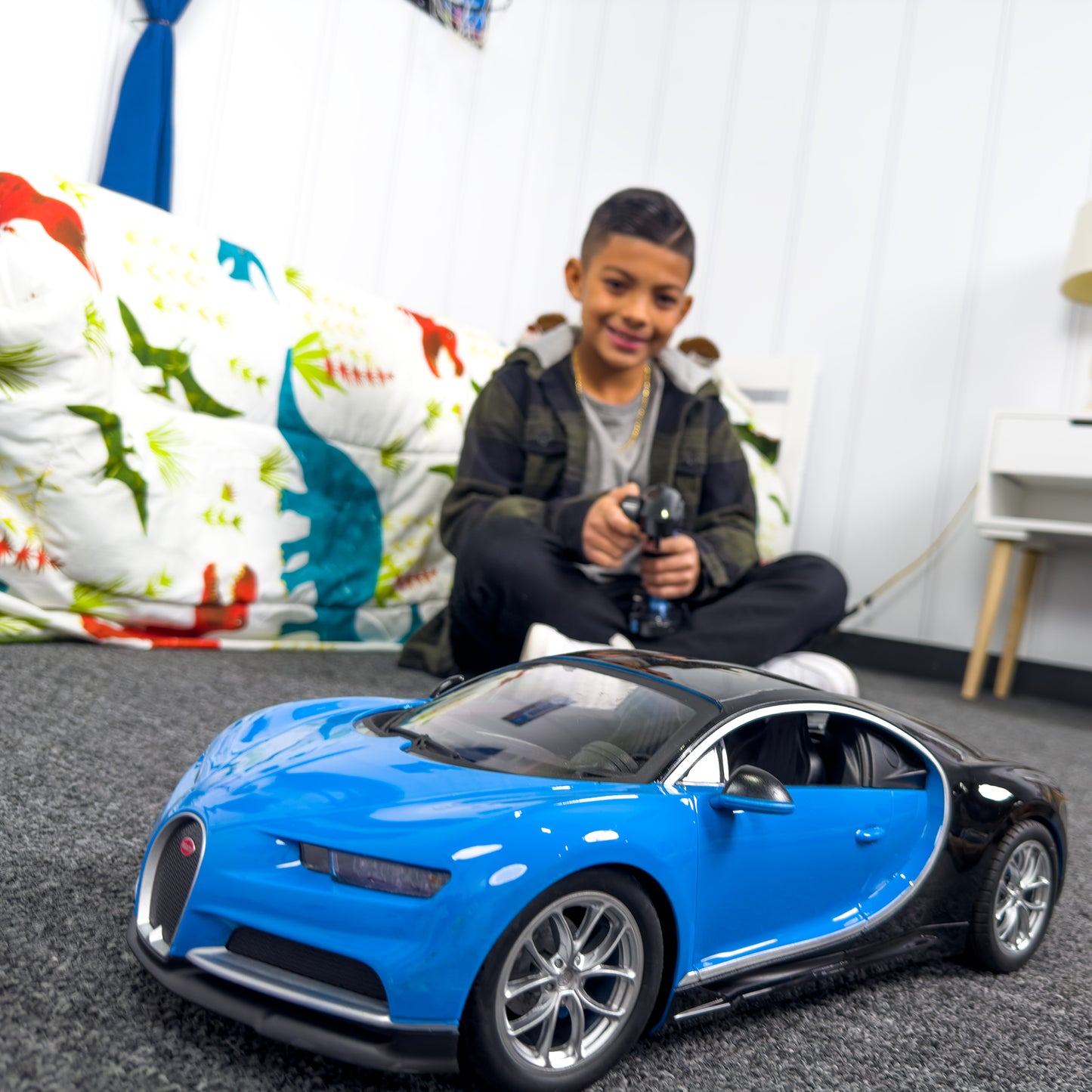 Bugatti Chiron 1:10 Scale Replica - Electric RC Car