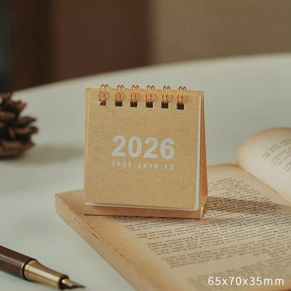 Calendario de escritorio mini sencillo 2026 – Calendario de mesa de pie compacto