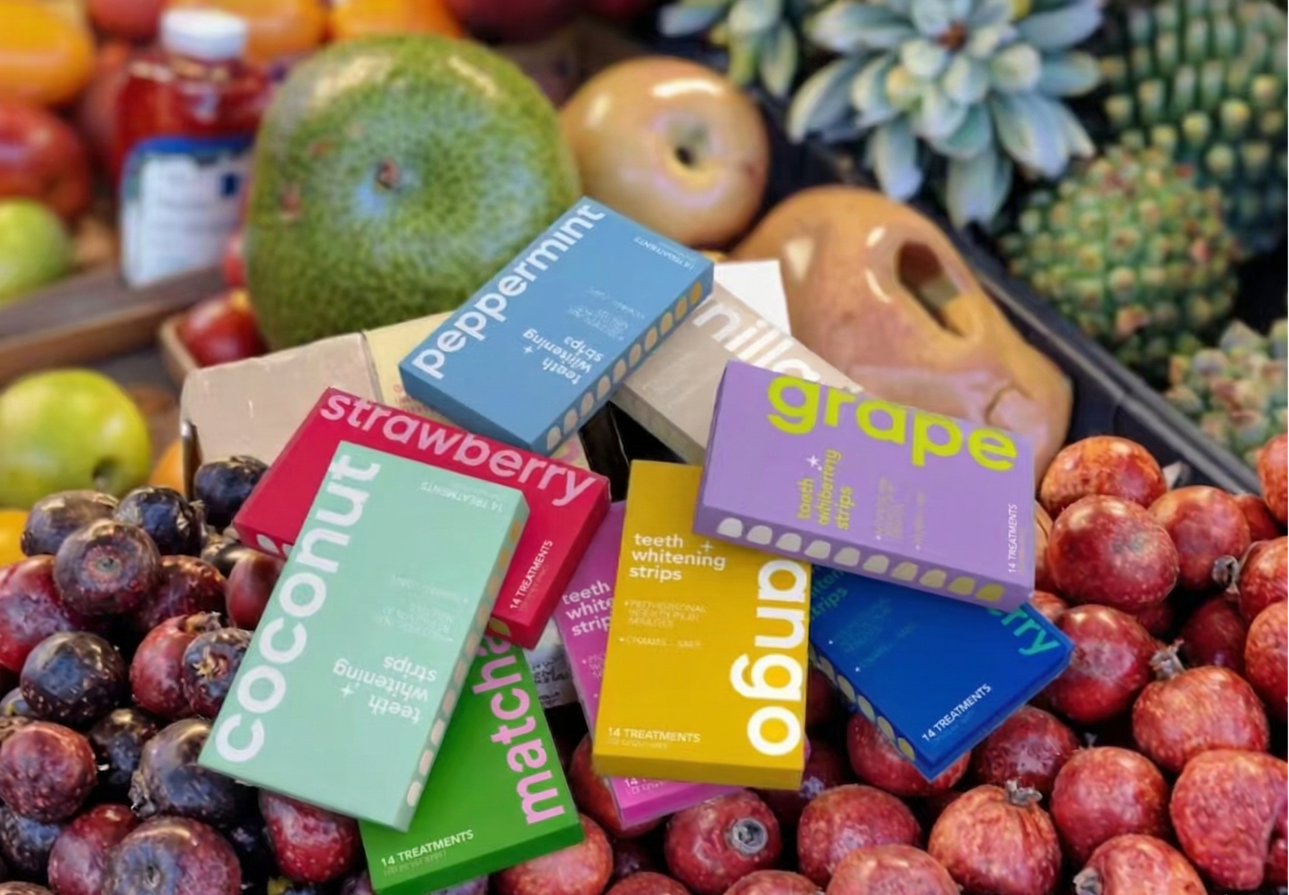 Tiras branqueadoras de dentes sem álcool e com sabor a fruta