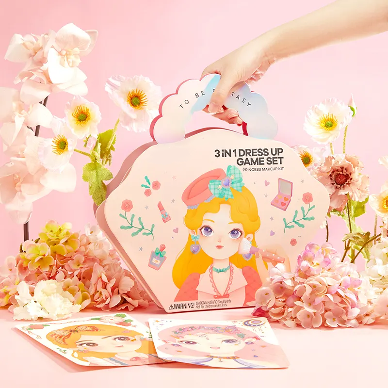 Libro de actividades 3 en 1 para niños: Crea tus propios vestidos de princesa con pegatinas