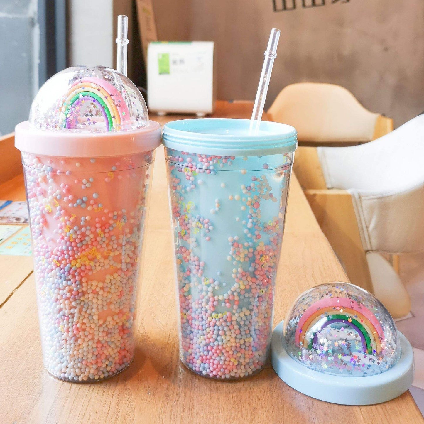 Copo Térmico Rainbow Sparkle – Copo com Canudo e Brilhos de Parede Dupla