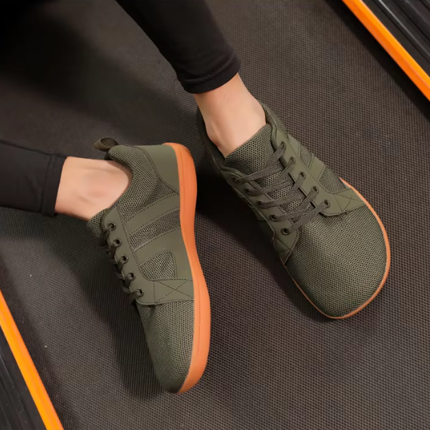 Premium Men's Wide-Toe Barefoot Sneakers