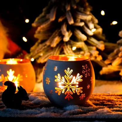 Set of 2 Glass Candle Holders with Snowflake Design