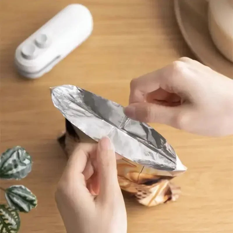 Mini Sellador de Calor Portátil Sellador Recargable para Bolsas de Al Alimentos