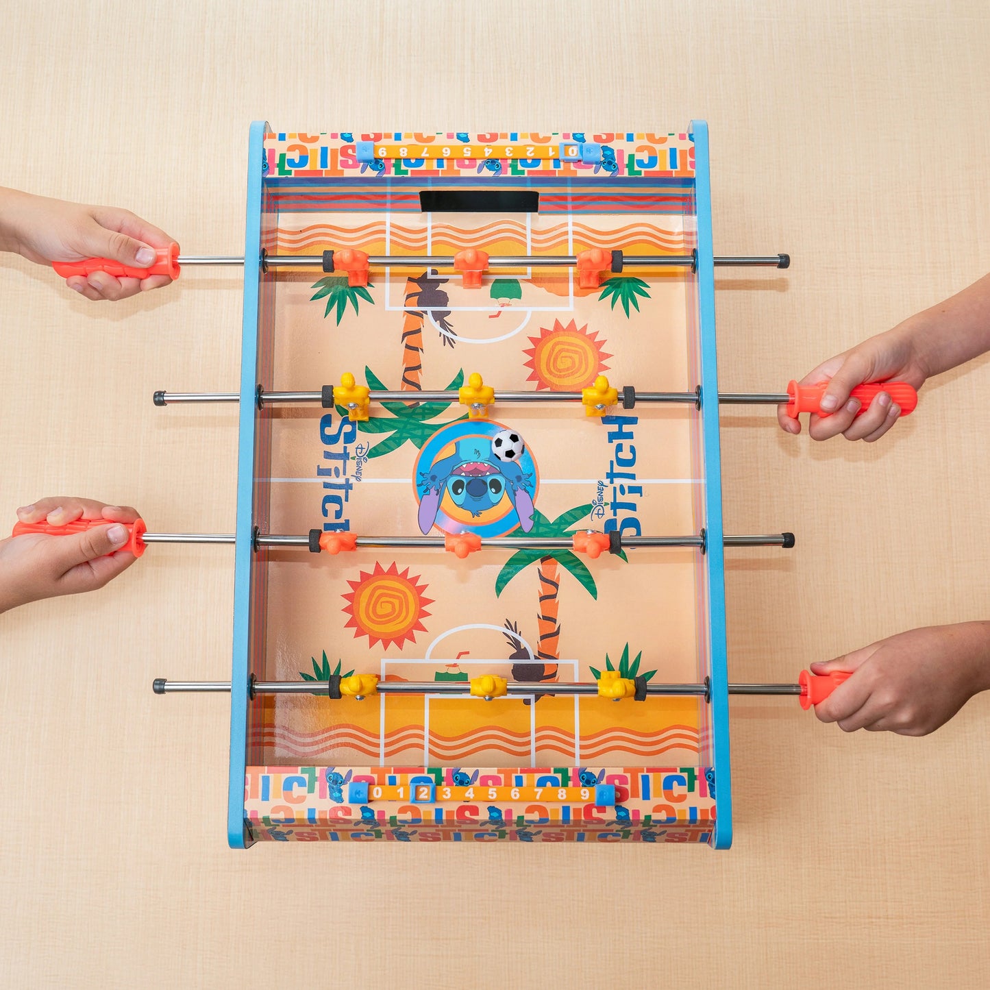 Mesa de futbolín de madera Stitch